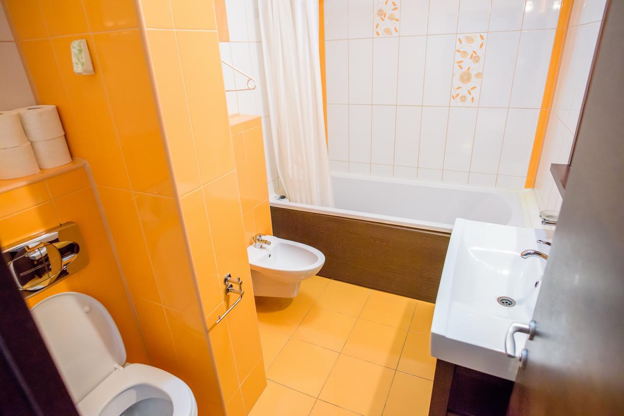 C&Y Zev Apartments مامايا المظهر الخارجي الصورة