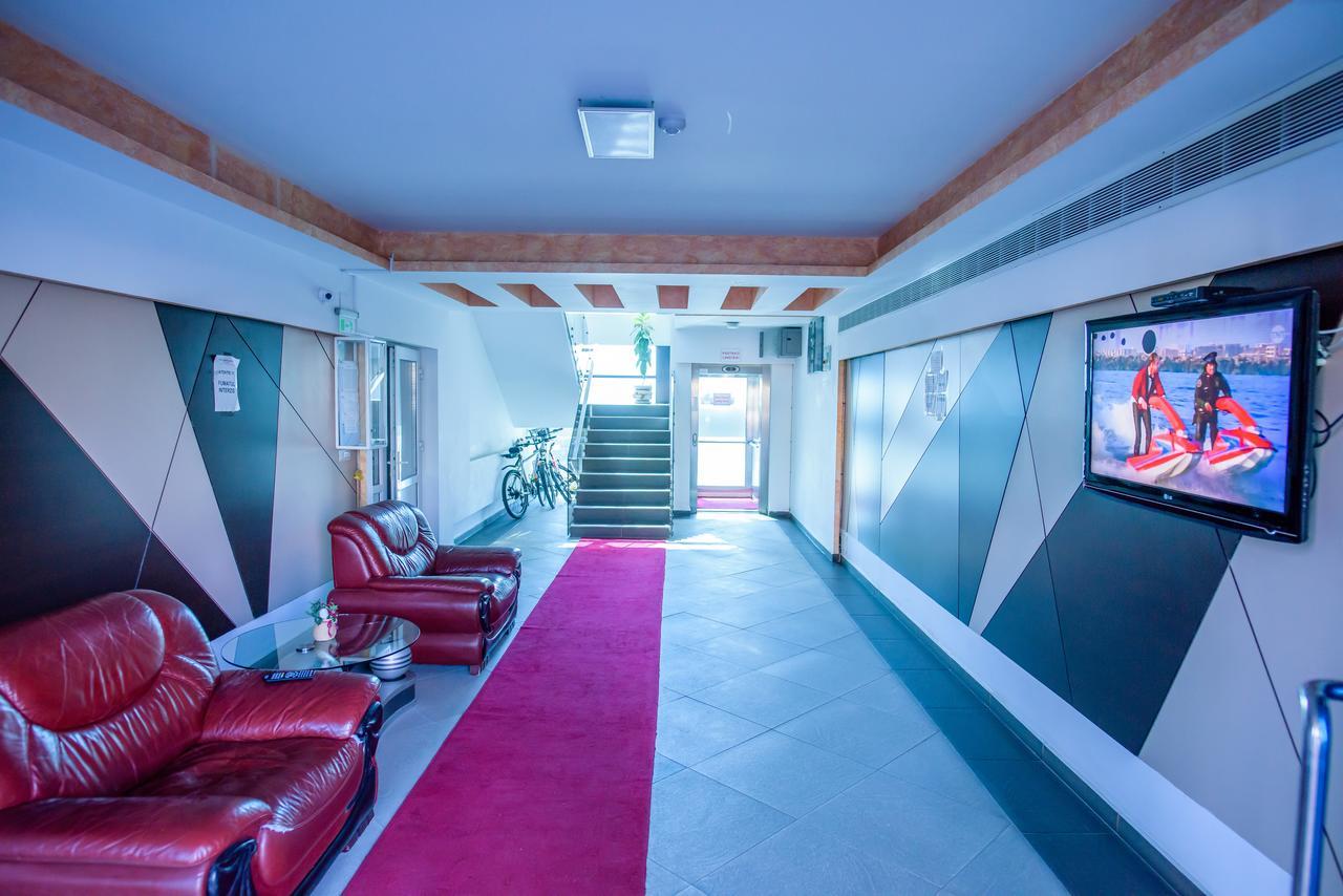 C&Y Zev Apartments مامايا المظهر الخارجي الصورة