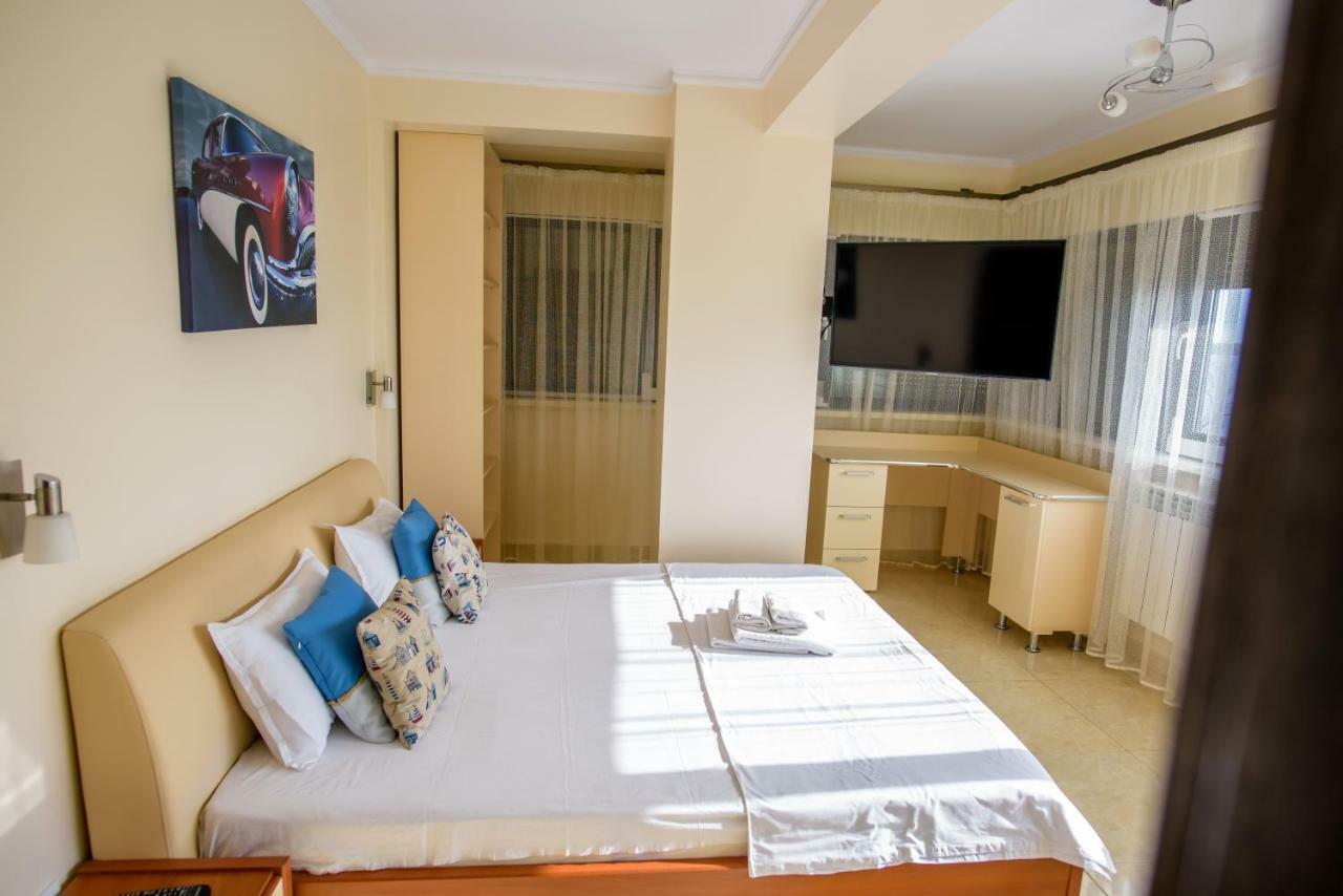 C&Y Zev Apartments مامايا المظهر الخارجي الصورة